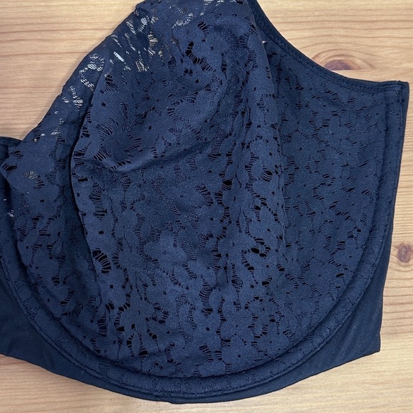 Chantelle Black Lace Underwire Bra | Support & Lift | Size 38H - Picture 2 of 4